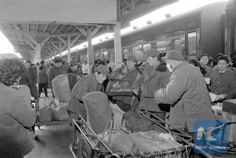 Thăng trầm Trung Hoa qua 40 mùa xuân vận